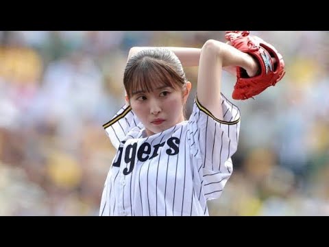 甲子園がどよめいた⚾佐藤佳奈アナの豪快始球式✨