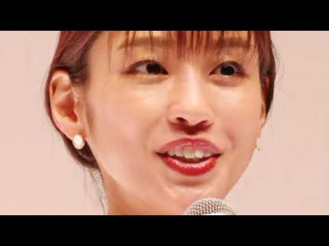 岡副麻希、夫・蒲生尚弥と１歳長女連れ富士ミルクランドへ　卒乳後も「娘が牛乳を愛してる」