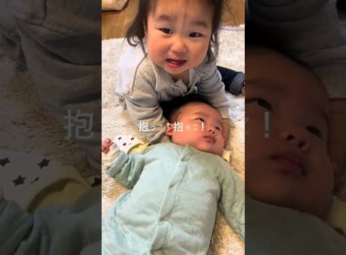 【最年少のママ】オムツ替えから最後は授乳までしてくれるww🤣