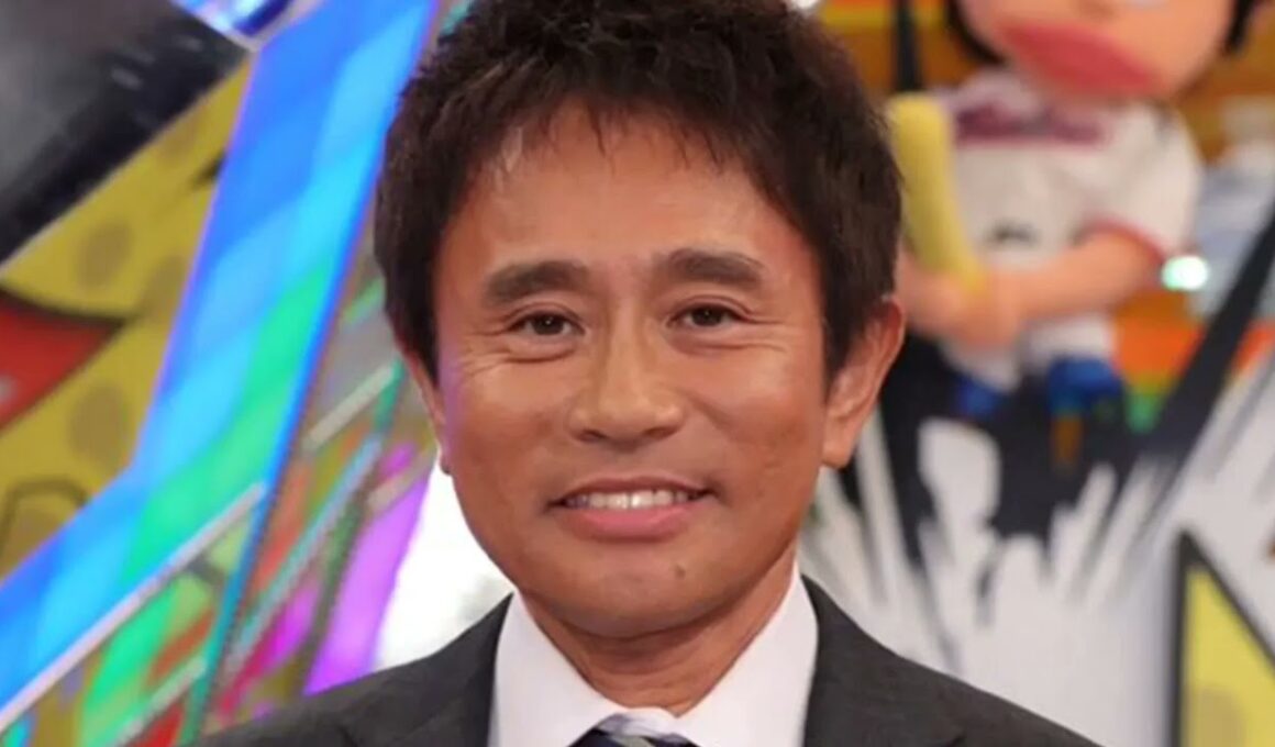 ロングコートダディ、悲願の初優勝！史上最多3449組の頂点に立つ　浜田雅功の“笑いの司会術”も話題に【キングオブコント2025】