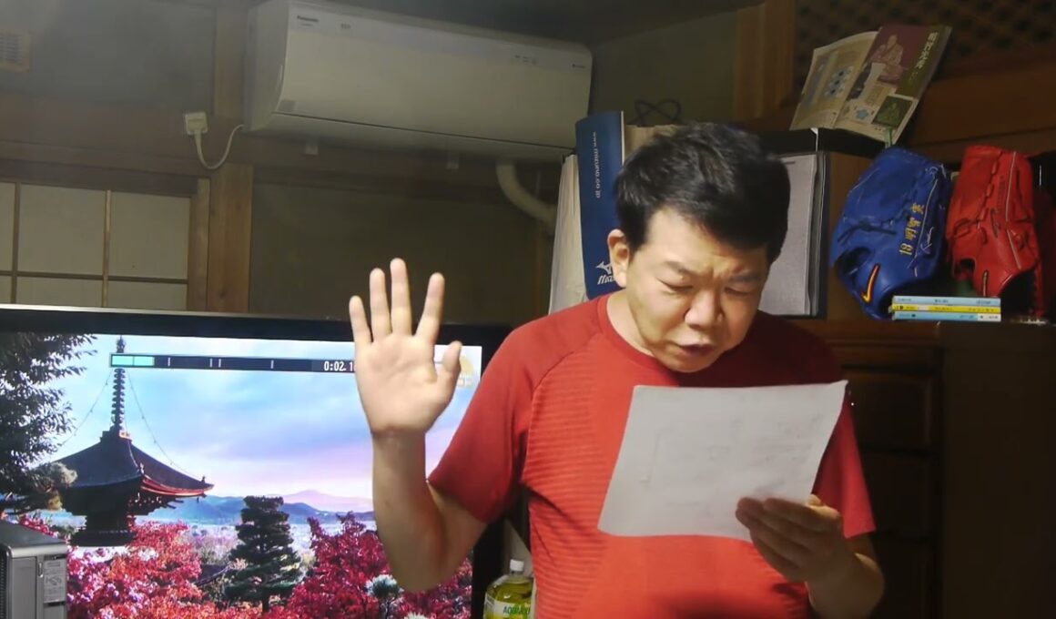明智実日明国王上城様だ新曲紅葉ときめき。レコード大賞を４９曲取った！。ご登録よろしくお願いします。