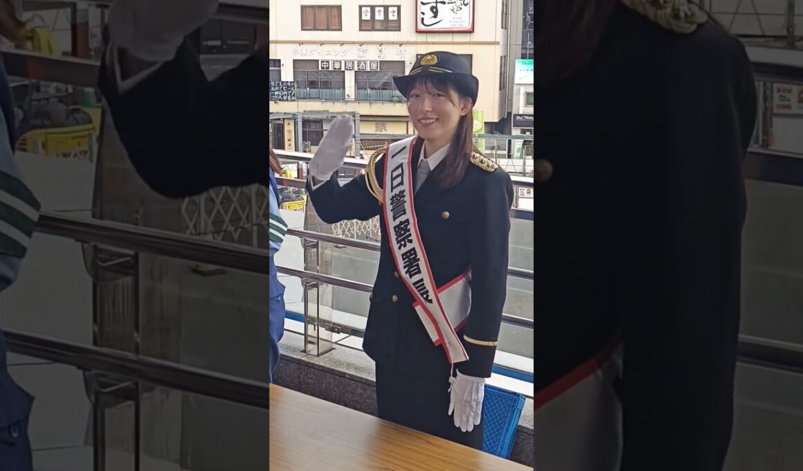 一日警察署長・阿部華也子さん、めざまし土曜日キャスター✨️👮‍♀️🚨