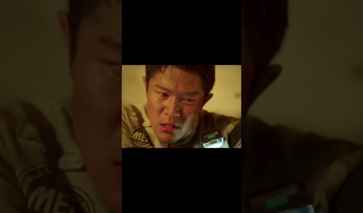 映画 「東京MER」の感動シーン✨#映画 #東京mer #鈴木亮平 #仲里依紗