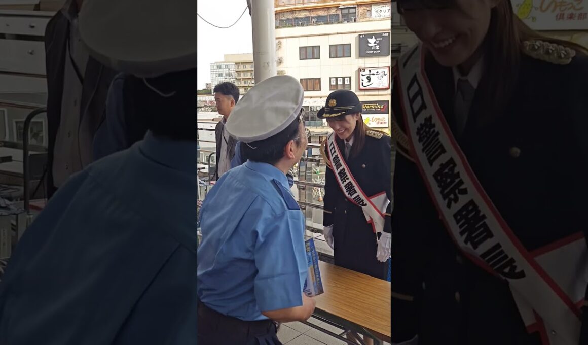 警視庁警察官が啓発品をもらうという珍事。ファンだったのでしょうか？！一日警察署長・阿部華也子さん👮‍♀️🚨、めざまし土曜日キャスター✨️