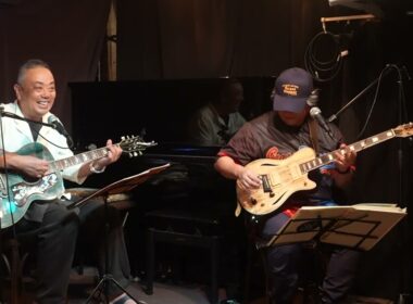 グラスホッバー ( ヨネちゃん & Don 山崎 ) @ 松江 Blue Door 小林万里子・山陰ツアー 12th Oct. 2025  1st stage