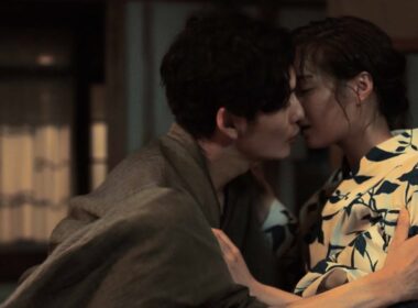 広瀬すず、激しく妖艶なキスで岡田将生＆木戸大聖を振り回す…　キタニタツヤ新曲「ユーモア」を主題歌に起用　映画『ゆきてかへらぬ』予告編