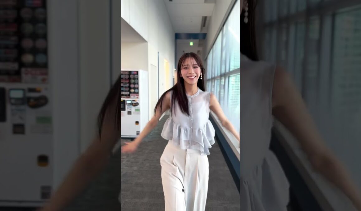贵岛明日香 衣装が夏🍉  インドアスポーツ、最高〜