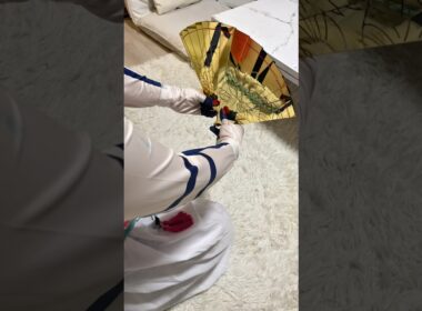 扇子を破壊しようとする猗窩座にキレる童磨🪭童磨　← @hikarin_0208 #声真似#鬼滅の刃 #猗窩座 #童磨#無限城編 #kimetsunoyaiba