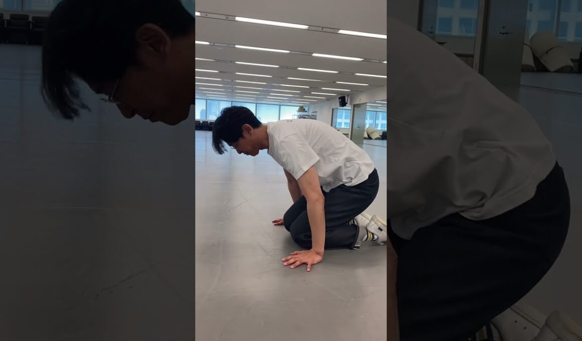 【#坂本昌行】坂本は正座から逆立ちができるらしい #どーぞ