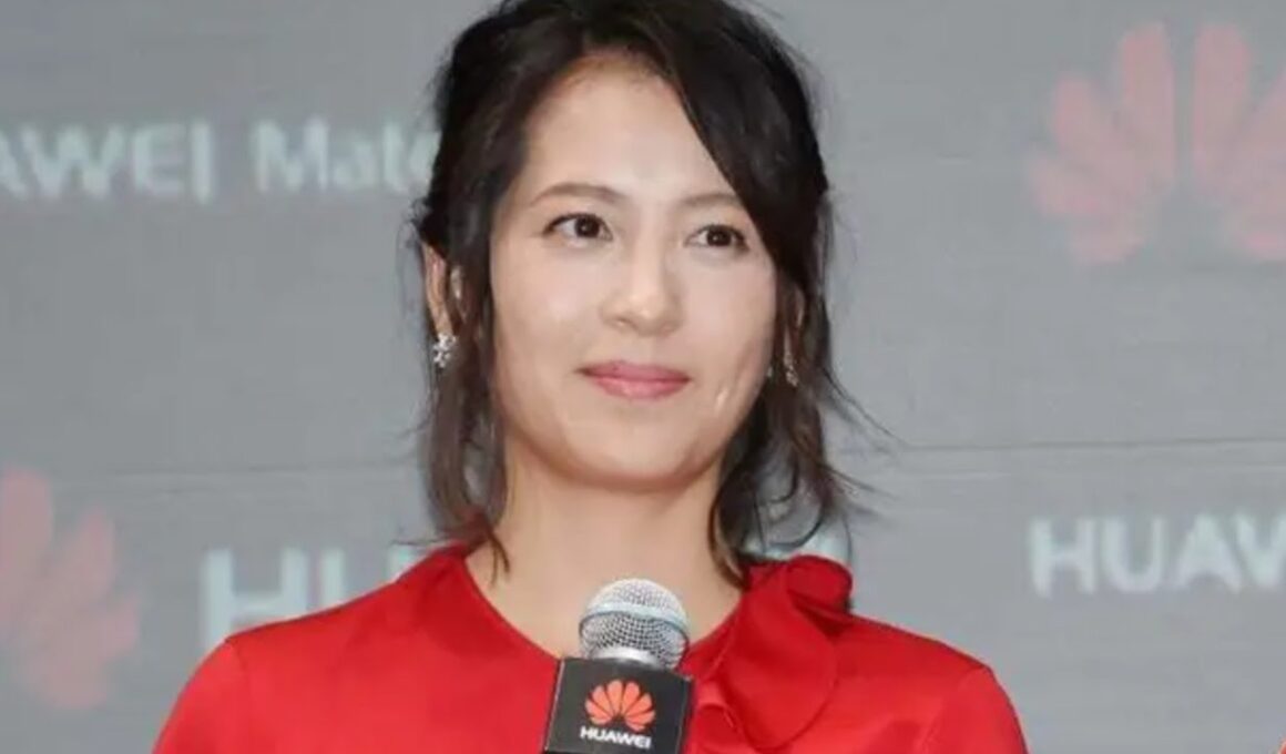 🥟ナイナイ矢部の妻・青木裕子が魅せた！冷凍ストックで作った「餃子鍋」が可愛すぎて話題に🔥 ファン驚き「急遽作れちゃうの尊敬」