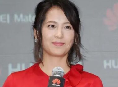 🥟ナイナイ矢部の妻・青木裕子が魅せた！冷凍ストックで作った「餃子鍋」が可愛すぎて話題に🔥 ファン驚き「急遽作れちゃうの尊敬」