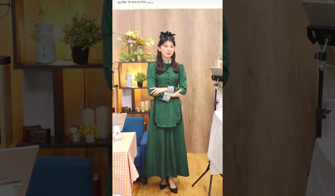 2025年、ゆいちゃんのハロウィンコスプレはダークな感じの「メイド」 🐨駒木結衣_晴れのちショッピング