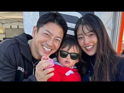 🎄岡副麻希＆娘のサンタ姿が可愛すぎる！家族の幸せSHOT✨#岡副麻希 #蒲生尚弥 #家族ショット #サンタコス #クリスマス #娘の成長