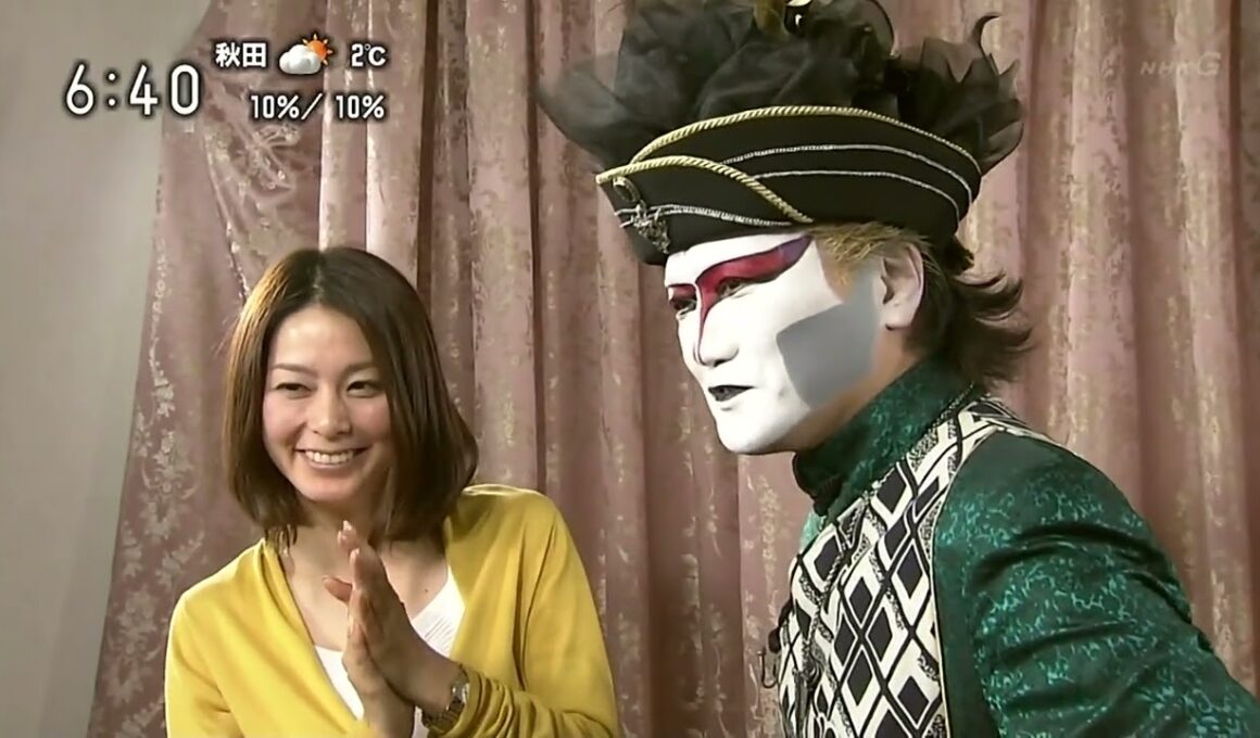 杉浦友紀、鈴木奈穂子 黒タイツ