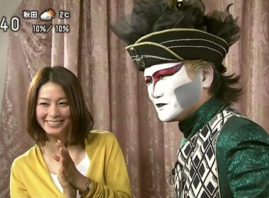 杉浦友紀、鈴木奈穂子 黒タイツ