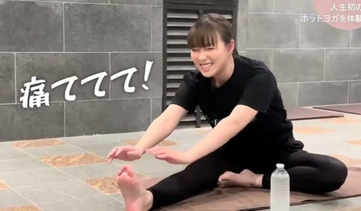 阿部華也子のお御足①