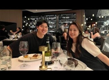 久慈暁子　夫・渡辺雄太との結婚3周年を報告　仲良くレストランで食事姿に「素敵なお二人」の声