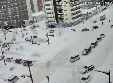【大雪警報】札幌市 大雪ライブカメラ／4年ぶりの積雪1メートル　国道36号線と創成川周辺　2026年1月25日(日)｜映像提供：株式会社技研工房