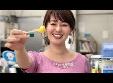 《「どっちもたわわ」》“スイカップ”で話題の44歳元NHKアナ、バナナに手を添えた笑顔ショットに反響