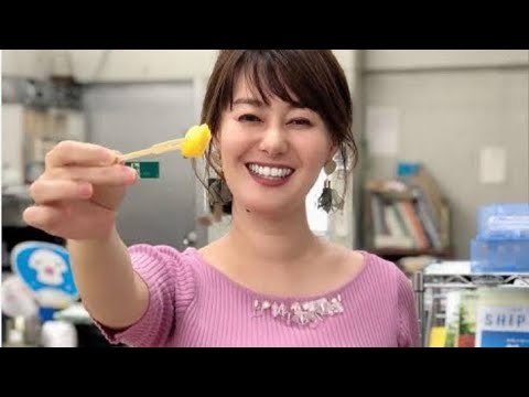 《「どっちもたわわ」》“スイカップ”で話題の44歳元NHKアナ、バナナに手を添えた笑顔ショットに反響