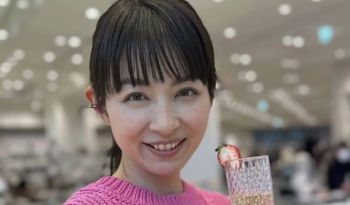 「反則だわ」元フジアナ・平井理央、印象激変の“最旬メイク”公開に驚きの声…絶対にしない髪型を明かす