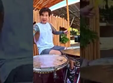 高市早苗の幻のドラム演奏を再現 #政治家#shorts#bonjovi#itsmylife