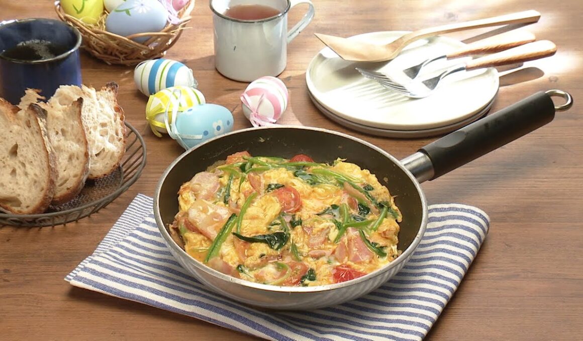 【3分クッキング公式】ベーコンとほうれん草のオープンオムレツ