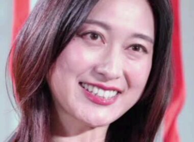 「news23」小川彩佳、１日で番組に“復帰”前日は欠席も凜とした表情でオープニングに登場