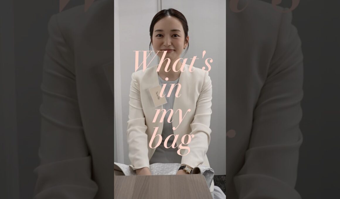 ごとはるさんカバンの中身♡