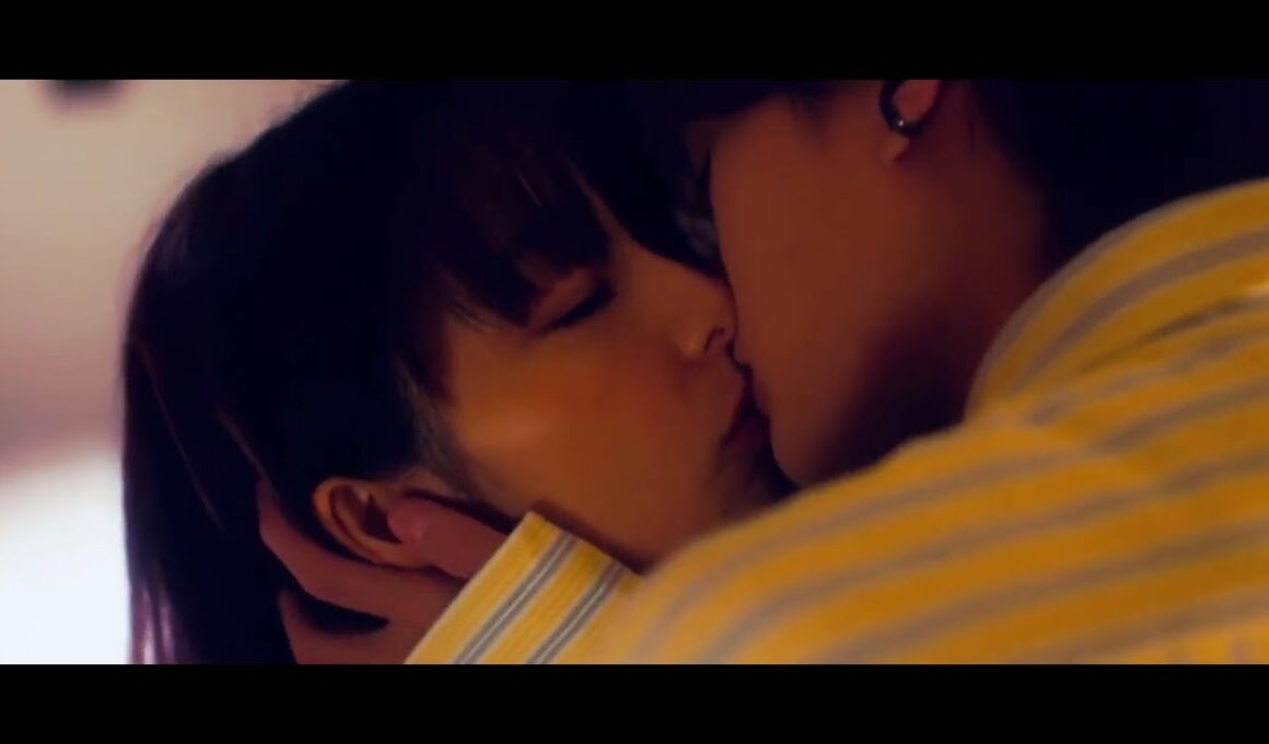 宇垣美里 キスシーン