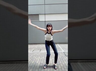 自慢の役満ボディ揺れてる（笑）　#岡田紗佳　#役満ボディ