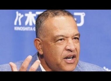 🔥📸【感動再会】木佐彩子、ドジャース・ロバーツ監督との密着ショット公開！友情と家族の絆にファン歓喜💖⚾