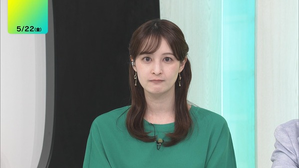 1 (44)