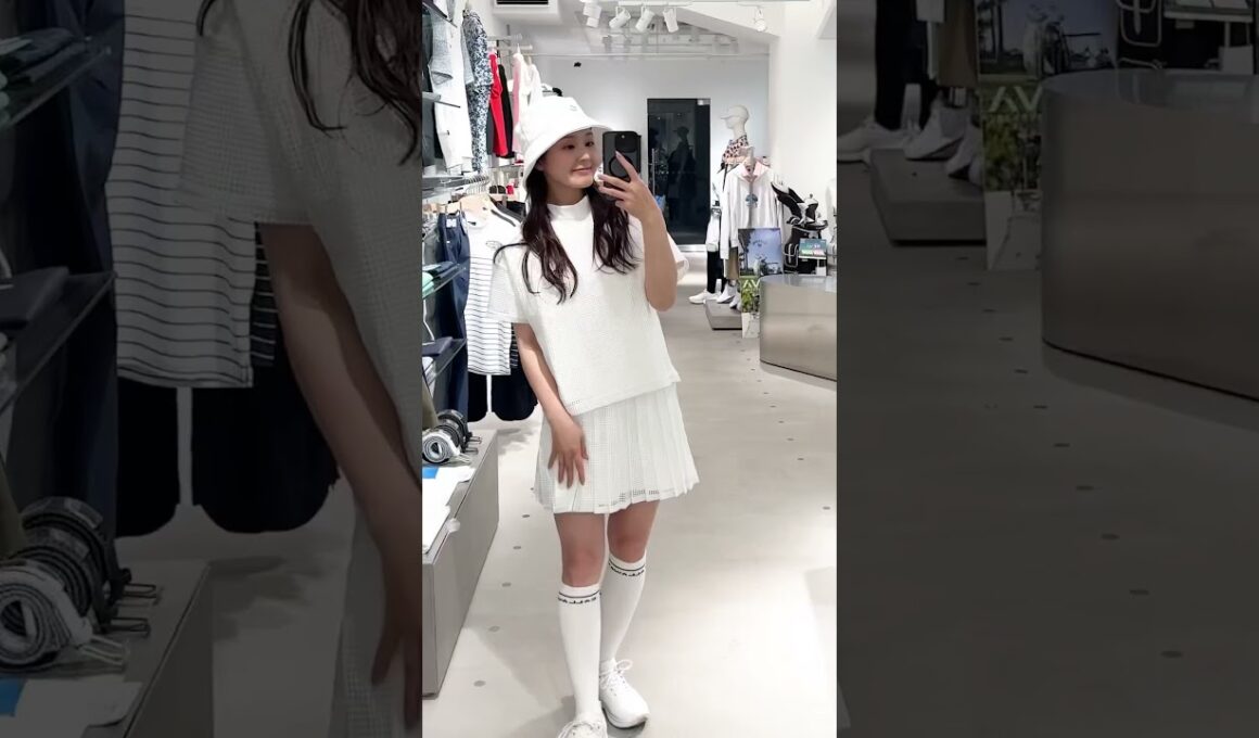 夏らしい涼し気コーデがたくさん🧏‍♂️💕#笹井千織 #セントフォースゴルフクラブ #ゴルフ女子 #ゴルフ #ゴルフアパレル #ゴルフウェア #ゴルフファッション #キャロウェイ#トラヴィスマシュー