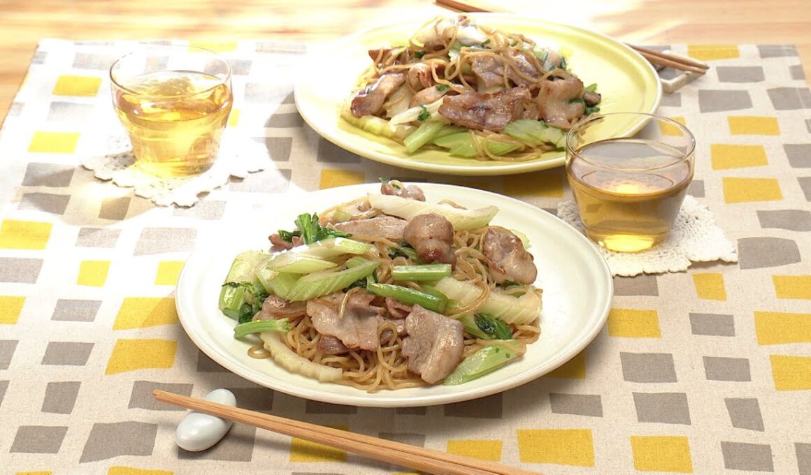 【3分クッキング公式】豚バラとセロリのしょうゆ焼きそば