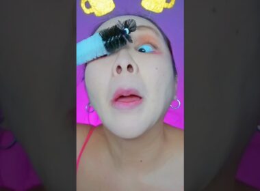 大きいコスメでメイクしたらカオスすぎたwwwwwwwアリエッティまじ尊敬 #asmr #makeup #マリリン