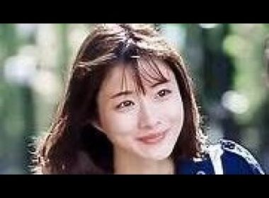 山崎あみ”美しすぎるラジオDJが魅せる170cmスタイルの新ビジュアル公開✨水着ショットに注目集まる