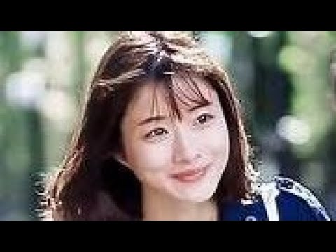 山崎あみ”美しすぎるラジオDJが魅せる170cmスタイルの新ビジュアル公開✨水着ショットに注目集まる