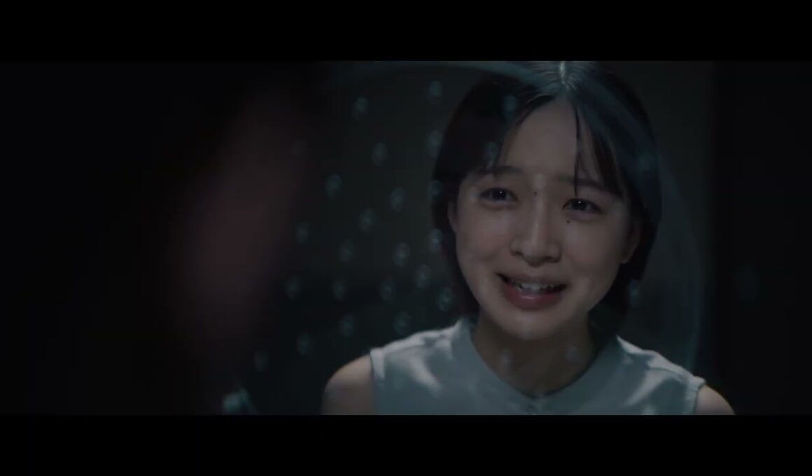 13年前、私を娘のように愛してくれたのは母を殺した男だった――「私はあなたを知らない、」予告編