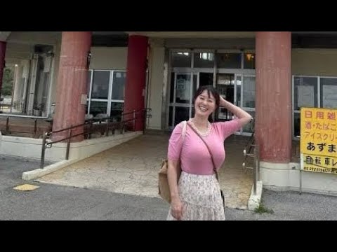 グラビア話題の44歳元NHKキャスター、“港ショット”にネット釘付け「これは目が離せない」「ブラボー」