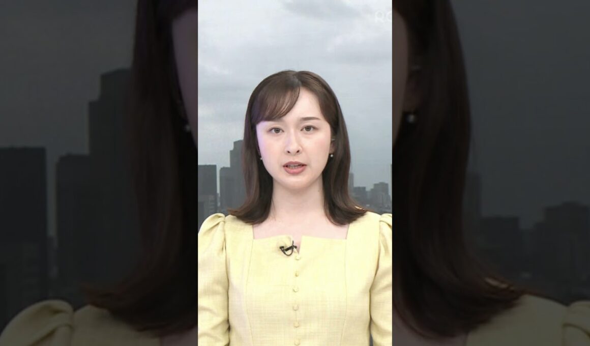 【宇賀神メグ】アナ、お辞儀シーンにドキッ！レモンイエロージャケットのスクエアネックから“デコルテ”に視線集中