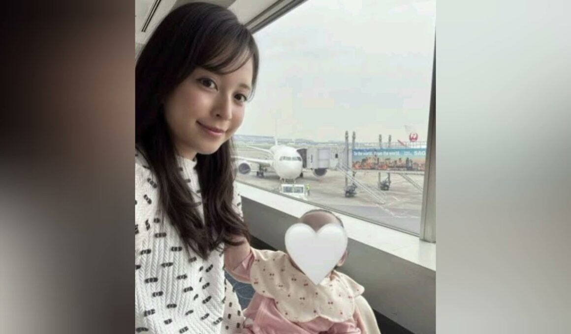 赤ちゃんと「フライト」第１子出産の３２歳元フジアナ、子育て姿が「幸せそう」「スクスク」久慈暁子が公開
