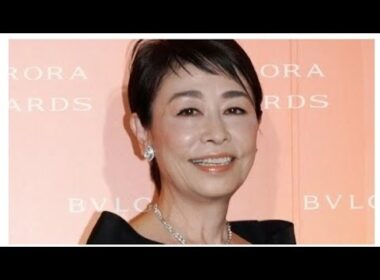 「えっ!? この白シャツがユニクロ👔✨ 安藤優子さんの上品すぎる“先生コーデ”が話題！」#安藤優子 #ユニクロ #白シャツコーデ #大人コーデ #ファッション #Instagram #先生コーデ #大