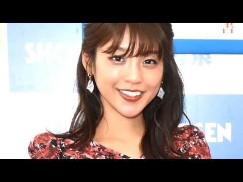 岡副麻希、2歳娘と夏のプール時間にほっこり🥰 親子ショットに「可愛すぎる」と反響#岡副麻希 #岡副麻希さん #フリーアナウンサー