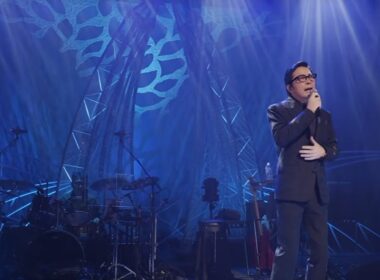 德永英明 / レイニー ブルー（LIVE Blu-ray & DVD「Concert Tour 2024 ALL BEST 3」より）