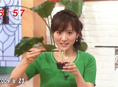 【保存57❤️】感じる高島彩❤️パクッ！ぐびっと！②