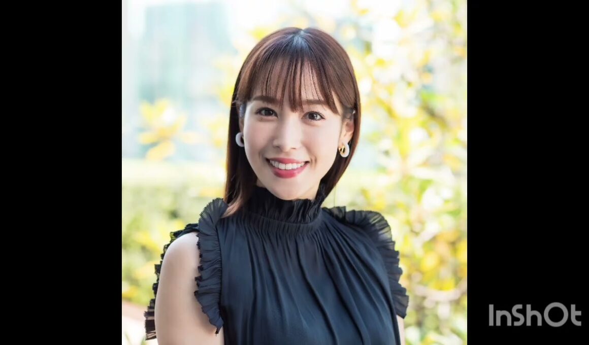 鷲見玲奈アナ「初めて娘と」花火大会で親子浴衣ショット！「素敵すぎ」「ちびちゃん」「真剣に見てる」