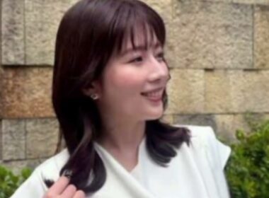 ✨🌸 テレ朝・田中萌アナが夏の輝き！白ノースリーブコーデで爽やか美人姿に絶賛の声「暑さに負けないくらいステキ」☀️💖