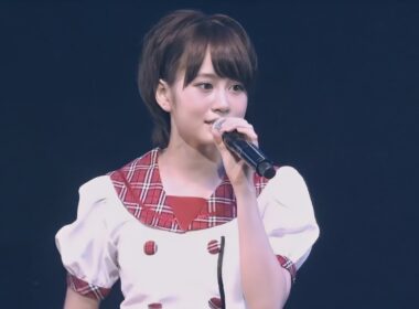 スカート、ひらり   板野友美・大島優子・小嶋陽菜・高橋みなみ・前田敦子  2011年6月12日 見逃した君たちへ ～AKB48グループ全公演～
