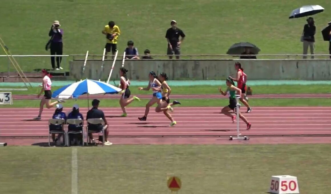 20260829124537ｼﾞｭﾆｱｵﾘﾝﾋﾟｯｸｶｯﾌﾟU16宮崎陸上大会3女100ｍ予選3組 永岡栄玲南3/宮崎(久峰中)12"94